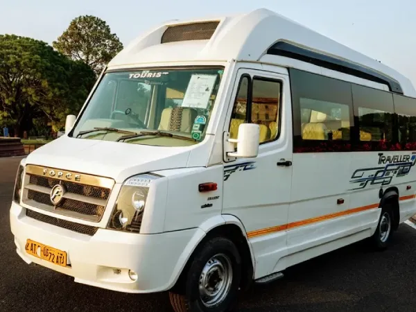 12 Seater Tempo Traveller