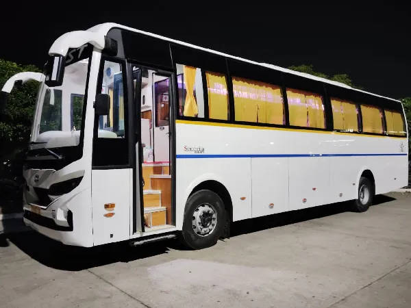 49 Seater Luxury Coach
